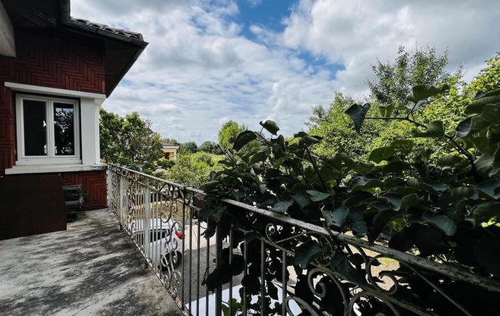 Maison SEISSAN (32260)  182 m2 164 500 € 