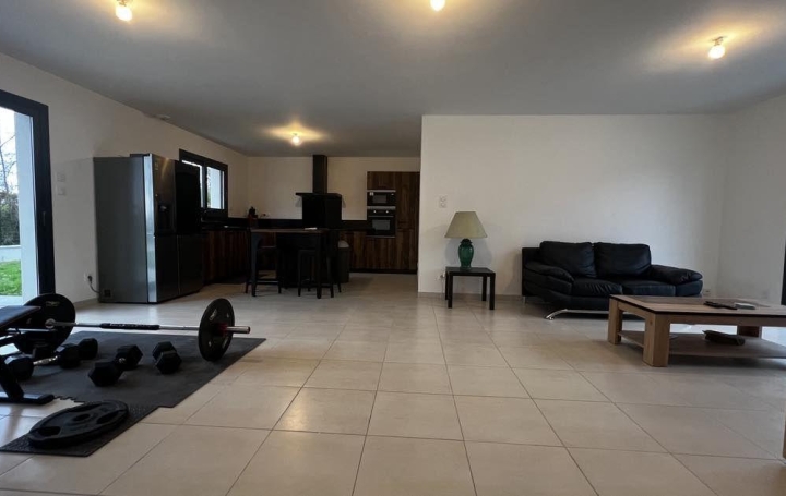 Maison de village CAUSSENS (32100)  100 m2 220 000 € 