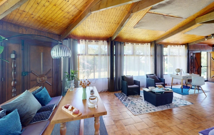 Maison MAIGNAUT-TAUZIA (32310)  250 m2 299 000 € 