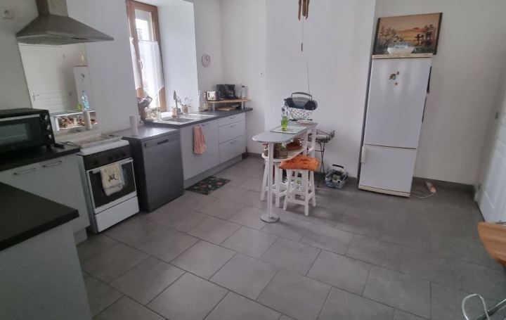 Réseau Immo-diffusion : Appartement P4  PEZOU  95 m2 538 € 