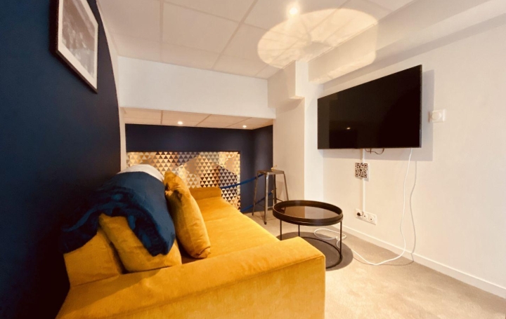 Immeuble VENDOME (41100)  73 m2 950 € 