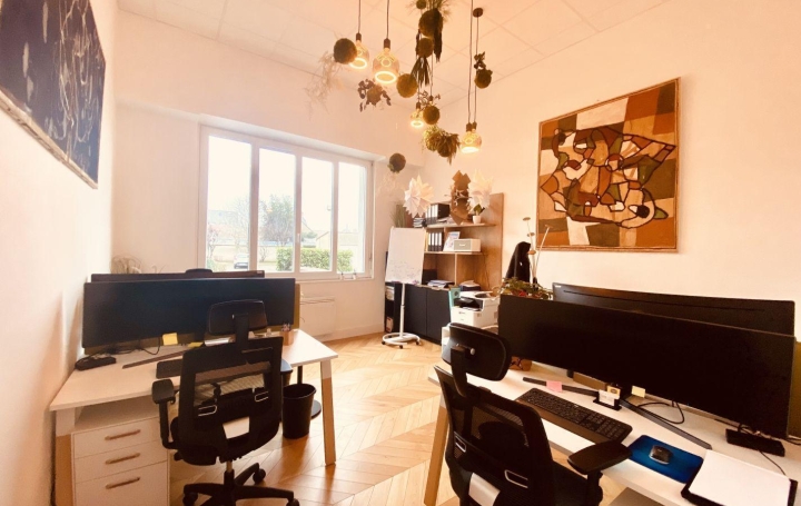 Immeuble VENDOME (41100)  73 m2 950 € 