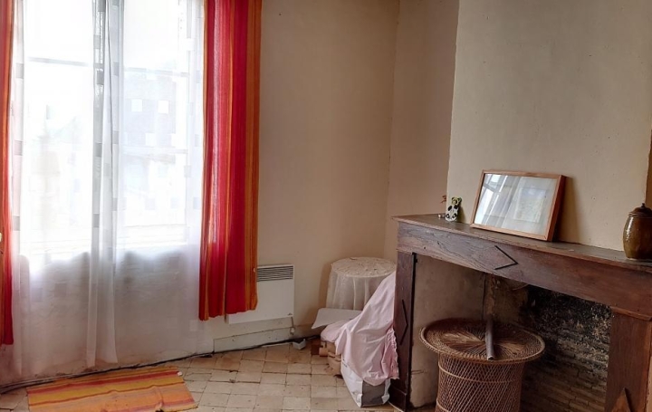 Maison VENDOME (41100)  150 m2 149 900 € 