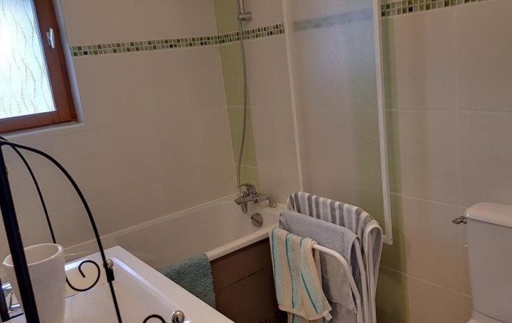 Maison VENDOME (41100)  150 m2 149 900 € 