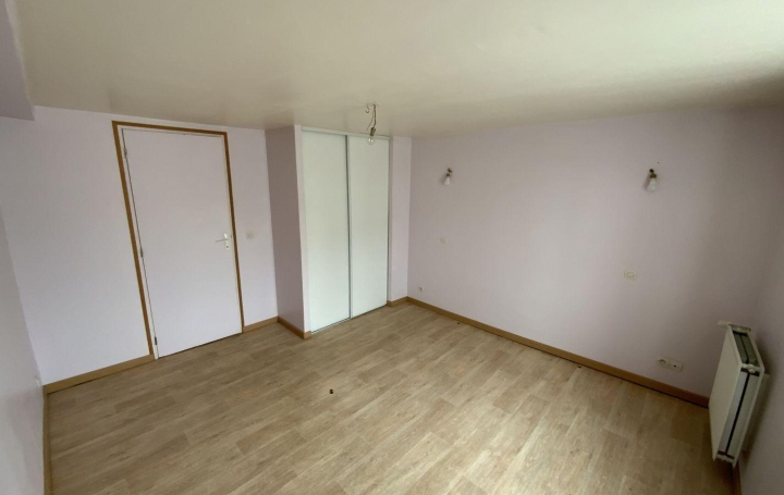 Immeuble CHATEAUDUN (28200)  185 m2 199 500 € 