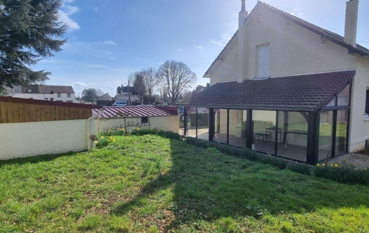 Maison VENDOME (41100)  99 m2 194 250 € 