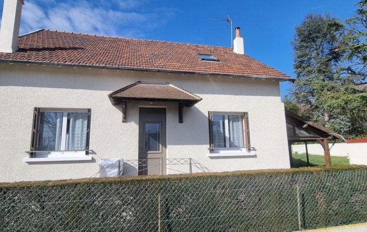 Maison VENDOME (41100)  99 m2 194 250 € 