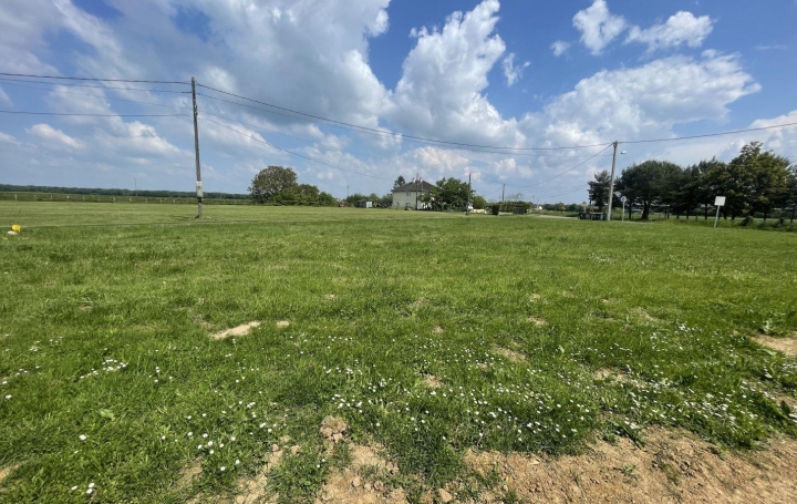 Terrain VENDOME (41100)   37 650 € 