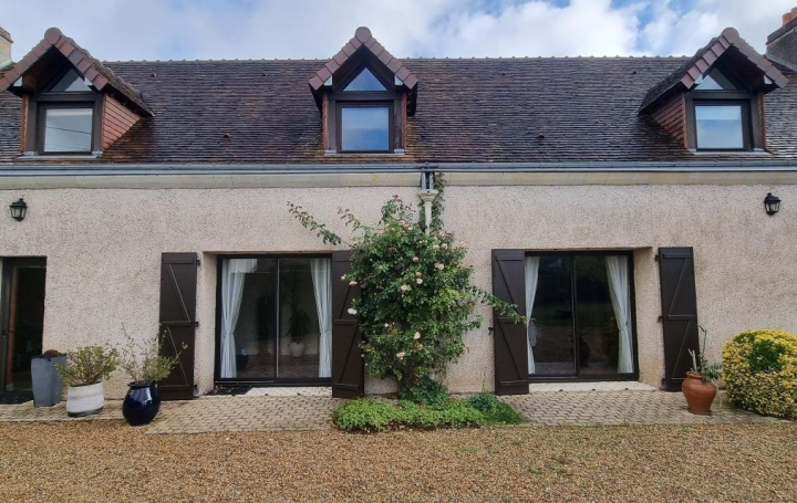 Maison VENDOME (41100)  275 m2 463 900 € 
