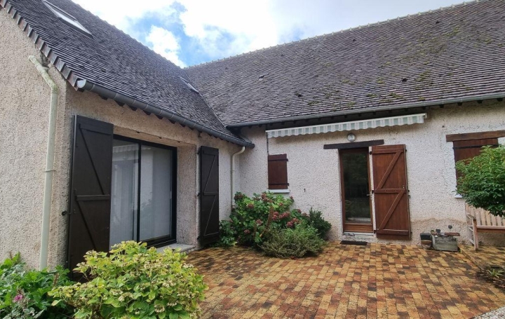 Maison VENDOME (41100)  275 m2 463 900 € 