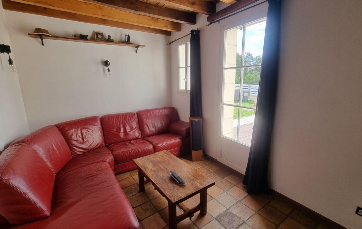 Maison VENDOME (41100)  150 m2 343 000 € 