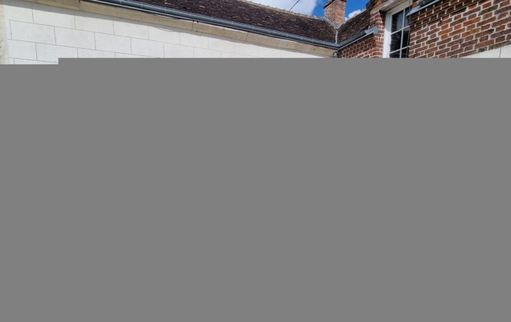 Maison VENDOME (41100)  150 m2 343 000 € 