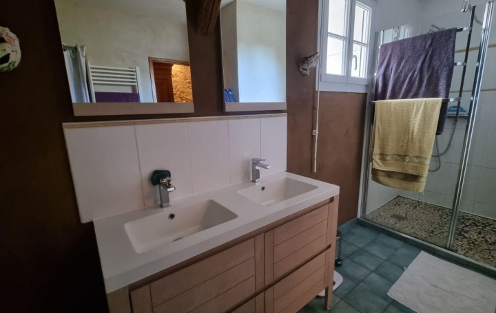 Maison VENDOME (41100)  150 m2 343 000 € 