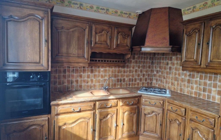 Maison de village VENDOME (41100)  120 m2 162 000 € 