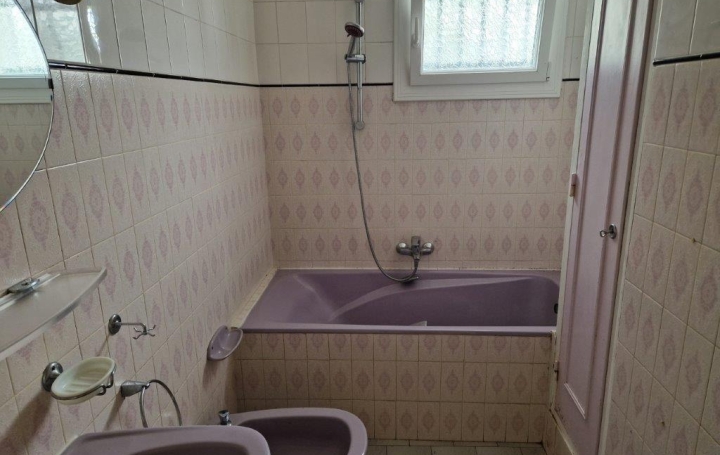 Maison de village VENDOME (41100)  120 m2 162 000 € 