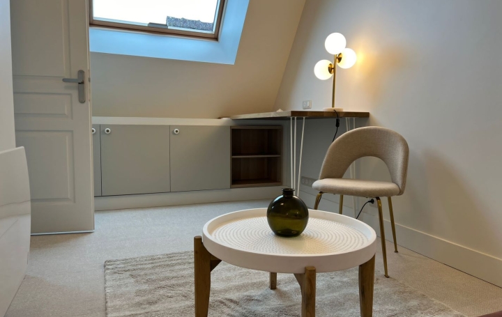 Maison VENDOME (41100)  79 m2 144 000 € 