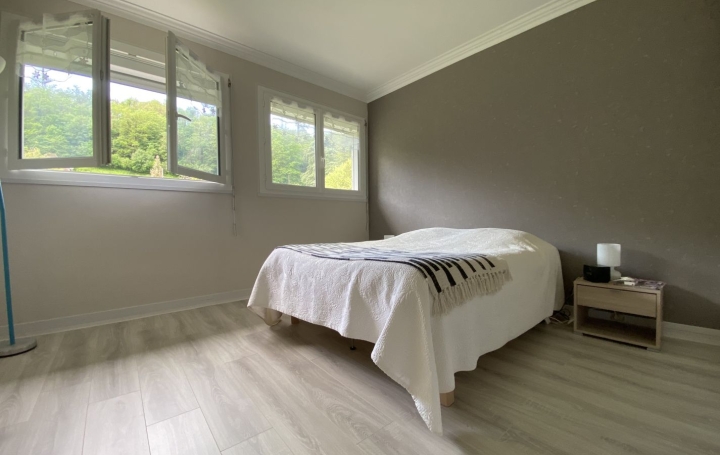 Maison VENDOME (41100)  104 m2 189 000 € 