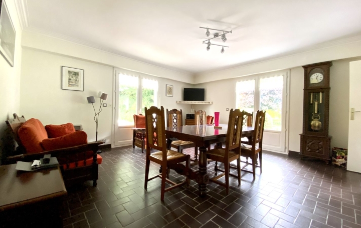 Maison VENDOME (41100)  104 m2 189 000 € 