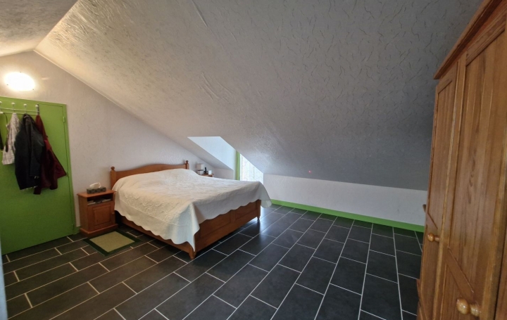 Propriété VENDOME (41100)  157 m2 314 800 € 