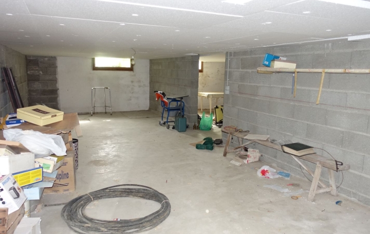 Maison VENDOME (41100)  117 m2 158 000 € 