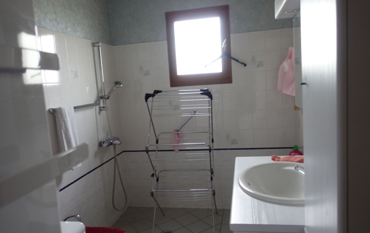 Maison VENDOME (41100)  117 m2 158 000 € 