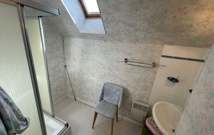 Maison VENDOME (41100)  117 m2 158 000 € 