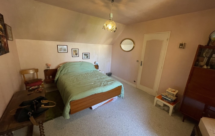 Maison VENDOME (41100)  117 m2 158 000 € 