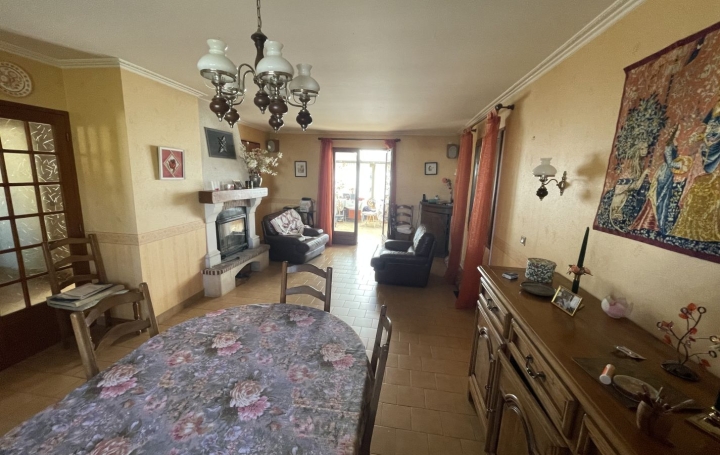 Maison VENDOME (41100)  117 m2 158 000 € 