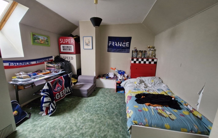 Maison VENDOME (41100)  114 m2 152 000 € 