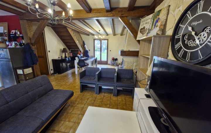 Maison VENDOME (41100)  114 m2 152 000 € 