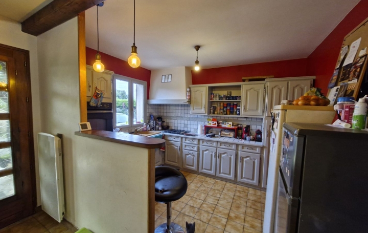 Maison VENDOME (41100)  114 m2 152 000 € 