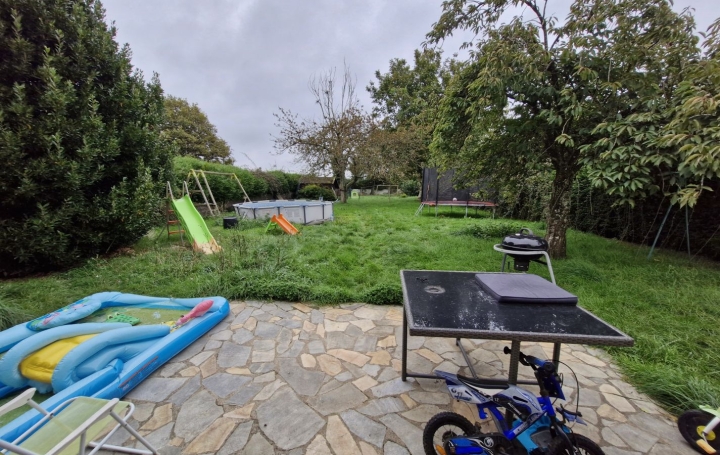 Maison VENDOME (41100)  114 m2 152 000 € 