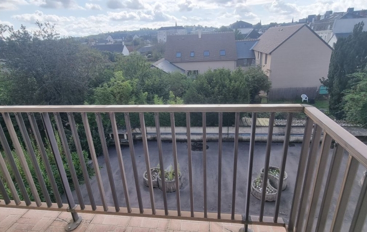 3 Pièces VENDOME (41100)  82 m2 168 000 € 