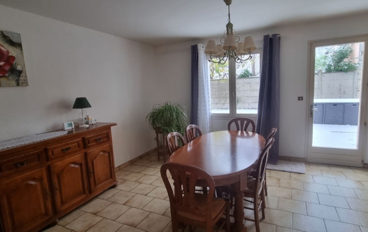 Maison VENDOME (41100)  130 m2 255 000 € 