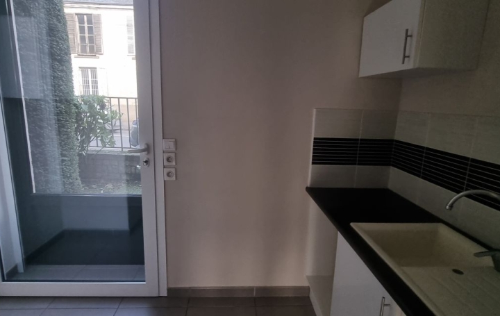 3 Pièces ORLEANS (45000)  91 m2 236 000 € 