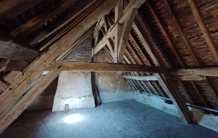 Maison CLOYES-SUR-LE-LOIR (28220)  83 m2 128 000 € 