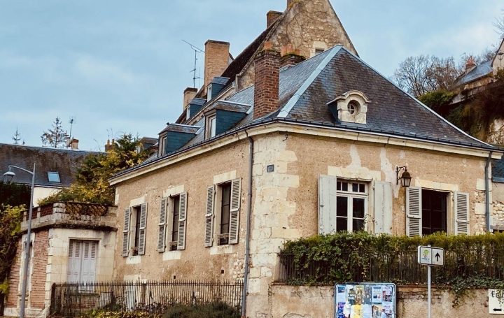 Maison VENDOME (41100)  150 m2 133 000 € 