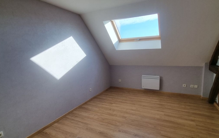 Maison NAVEIL (41100)  188 m2 345 000 € 