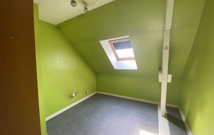 Maison VENDOME (41100)  75 m2 51 000 € 