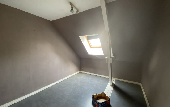 Maison VENDOME (41100)  75 m2 51 000 € 