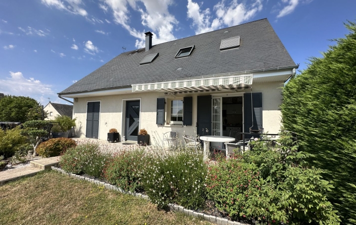 Maison VENDOME (41100)  186 m2 379 000 € 