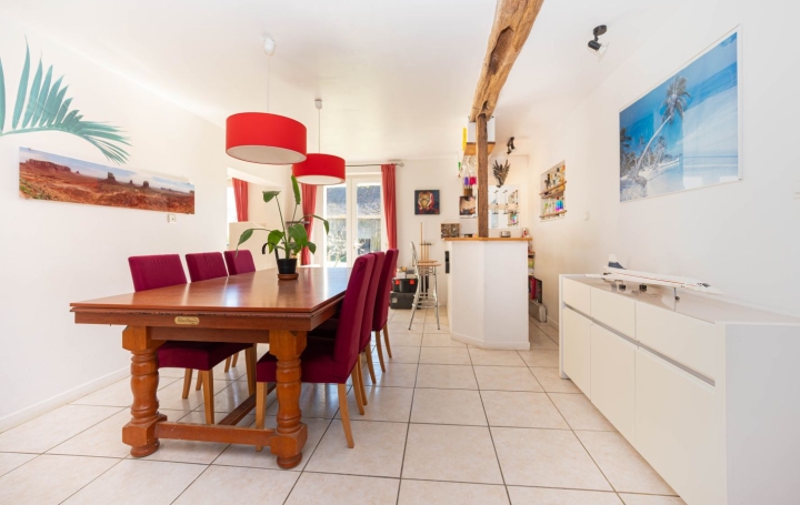 Maison LA BAZOCHE-GOUET (28330)  162 m2 294 000 € 