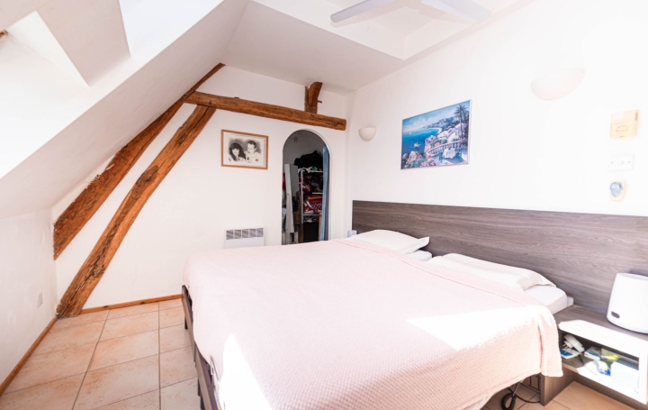 Maison LA BAZOCHE-GOUET (28330)  162 m2 294 000 € 