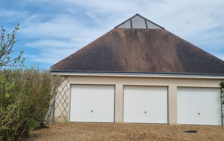 Maison VENDOME (41100)  141 m2 225 000 € 