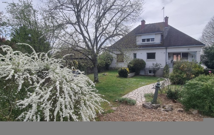 Maison VENDOME (41100)  141 m2 225 000 € 