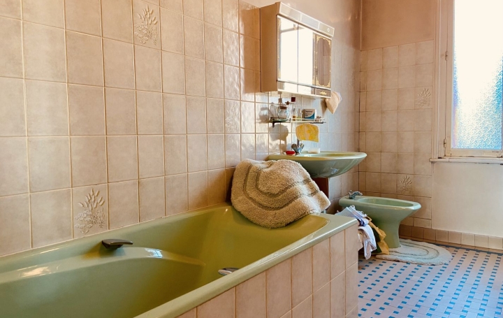 Maison VENDOME (41100)  105 m2 178 500 € 