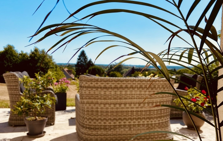 Villa VENDOME (41100)  198 m2 410 800 € 