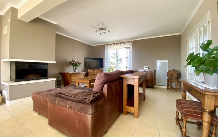 Villa VENDOME (41100)  198 m2 410 800 € 