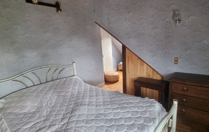 Maison VENDOME (41100)  117 m2 168 000 € 