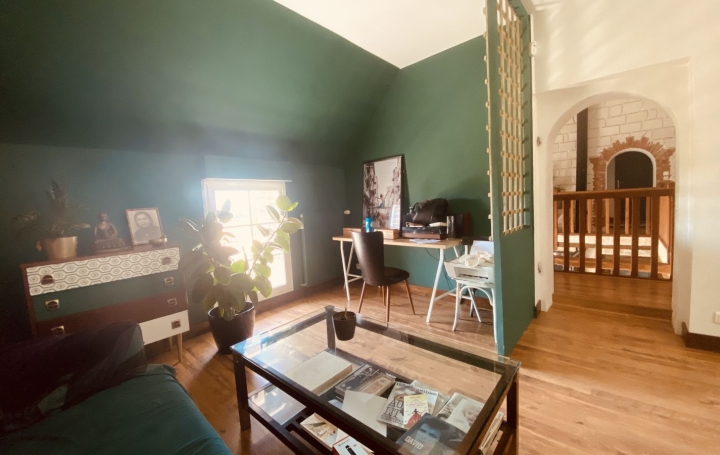 Maison VENDOME (41100)  198 m2 341 250 € 